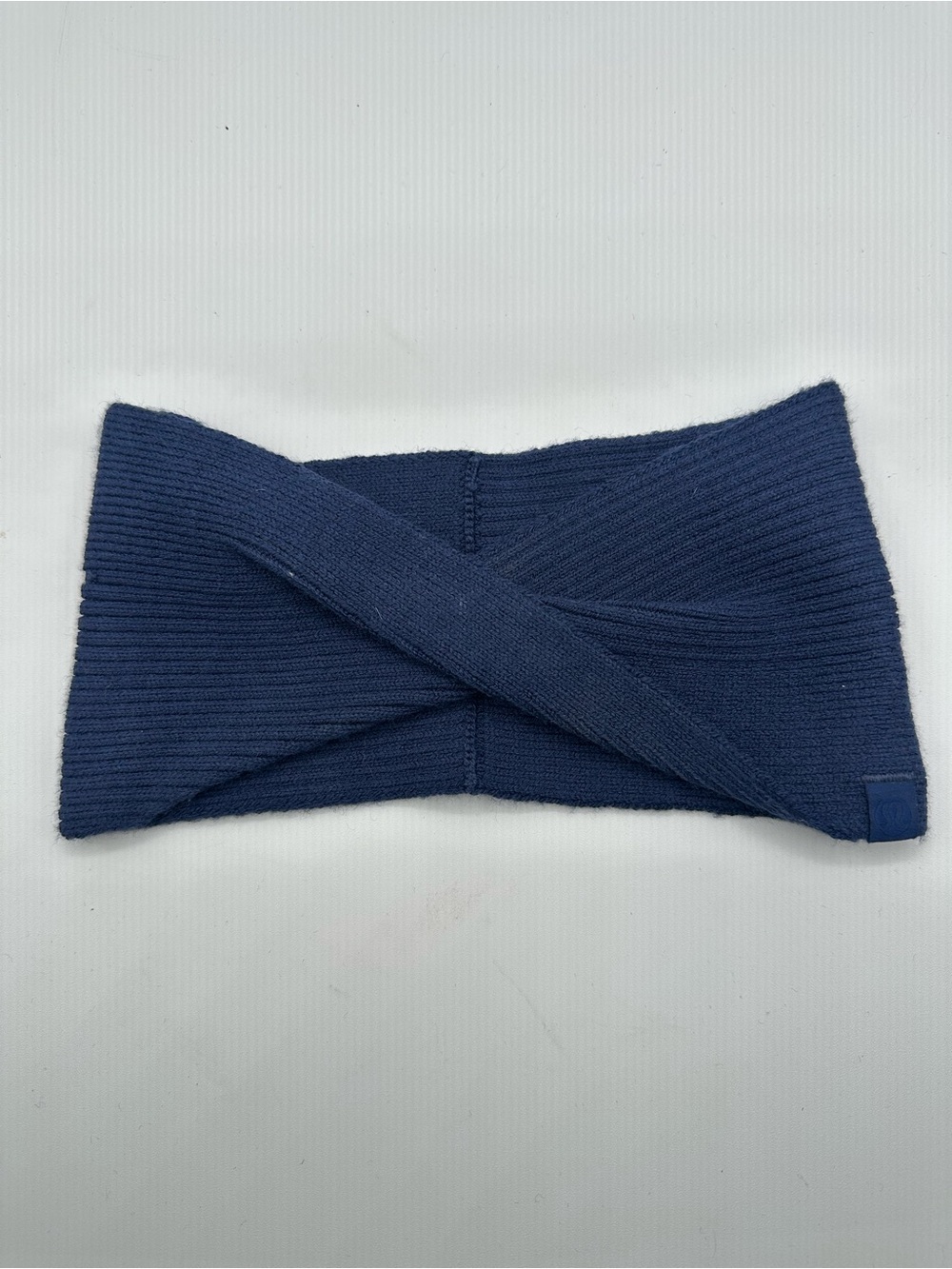 Lululemon Knitted Twist Headband Ear Warmer in Navy